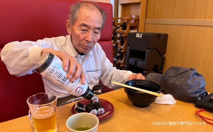 介護旅行_福岡県糸島_スシローでお食事2