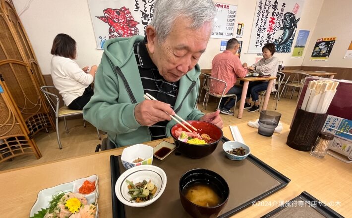 介護旅行_茨城県那珂湊市場1