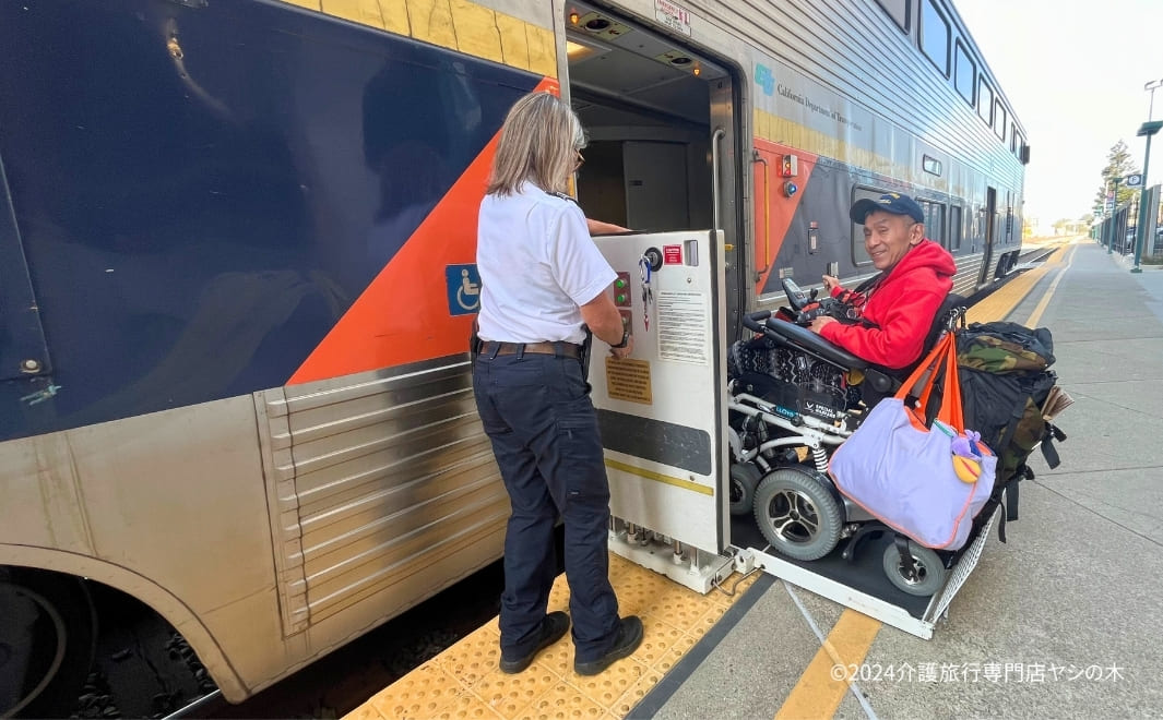 介護旅行でアメリカへ航空ショー観覧_長距離列車カリフォルニア・ゼファー号に乗車