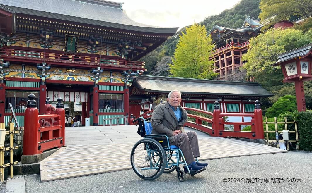 介護旅行で佐賀県へ_祐徳稲荷神社