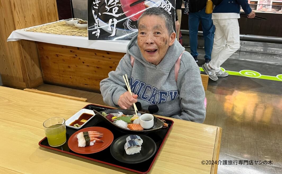 介護旅行で和歌山県へ_とれとれ市場